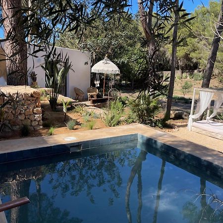 カラ・ロンガ Ipunga Ibiza - Adults Onlyヴィラ エクステリア 写真