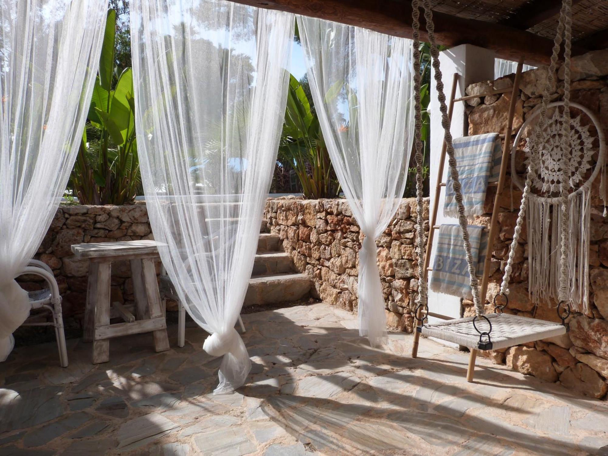 カラ・ロンガ Ipunga Ibiza - Adults Onlyヴィラ エクステリア 写真